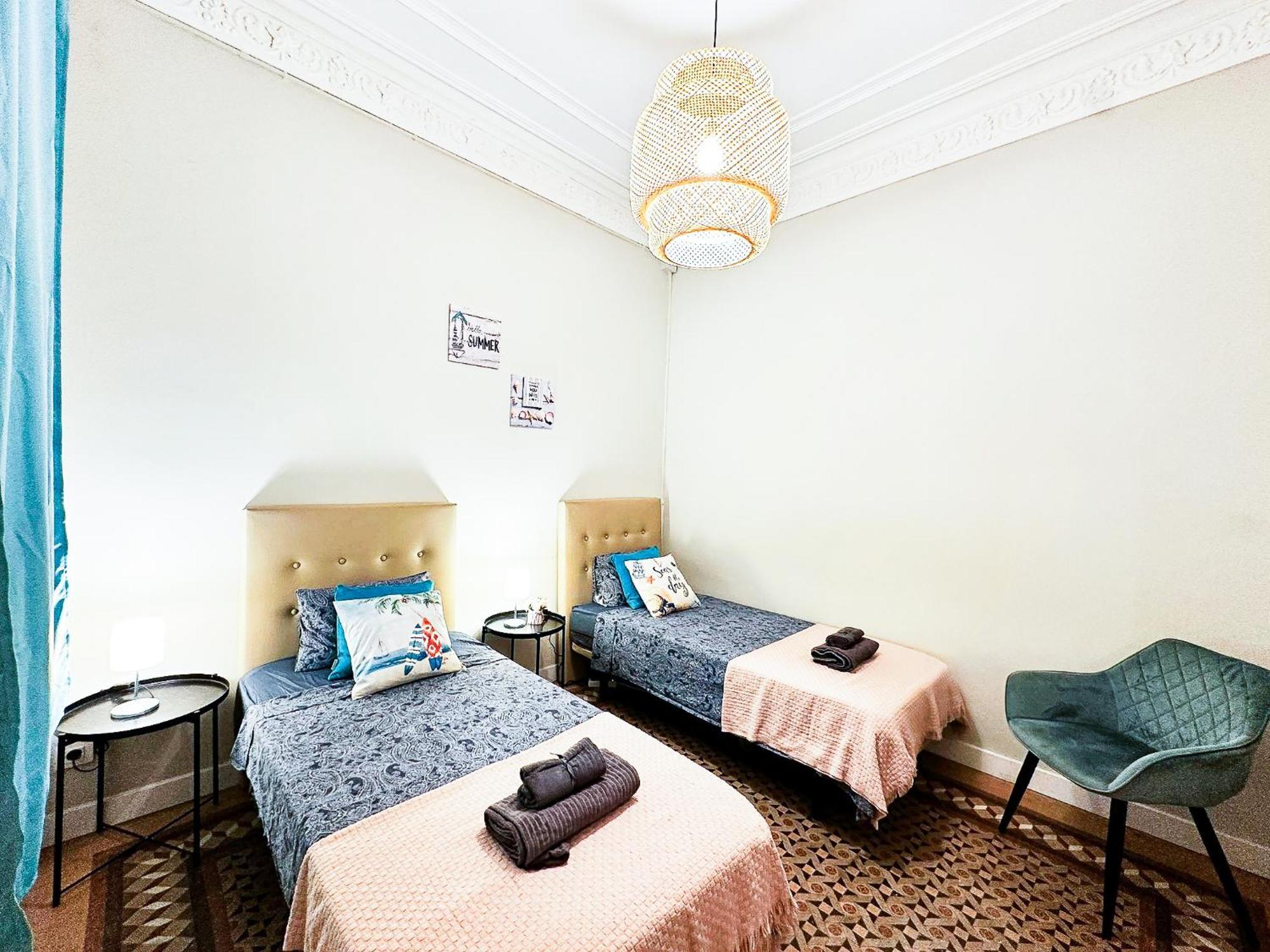 Private Rooms By Plaza Catalunya Barcelona Exterior foto